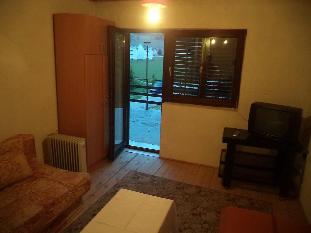 Apartments Zekovic جابلياك الغرفة الصورة